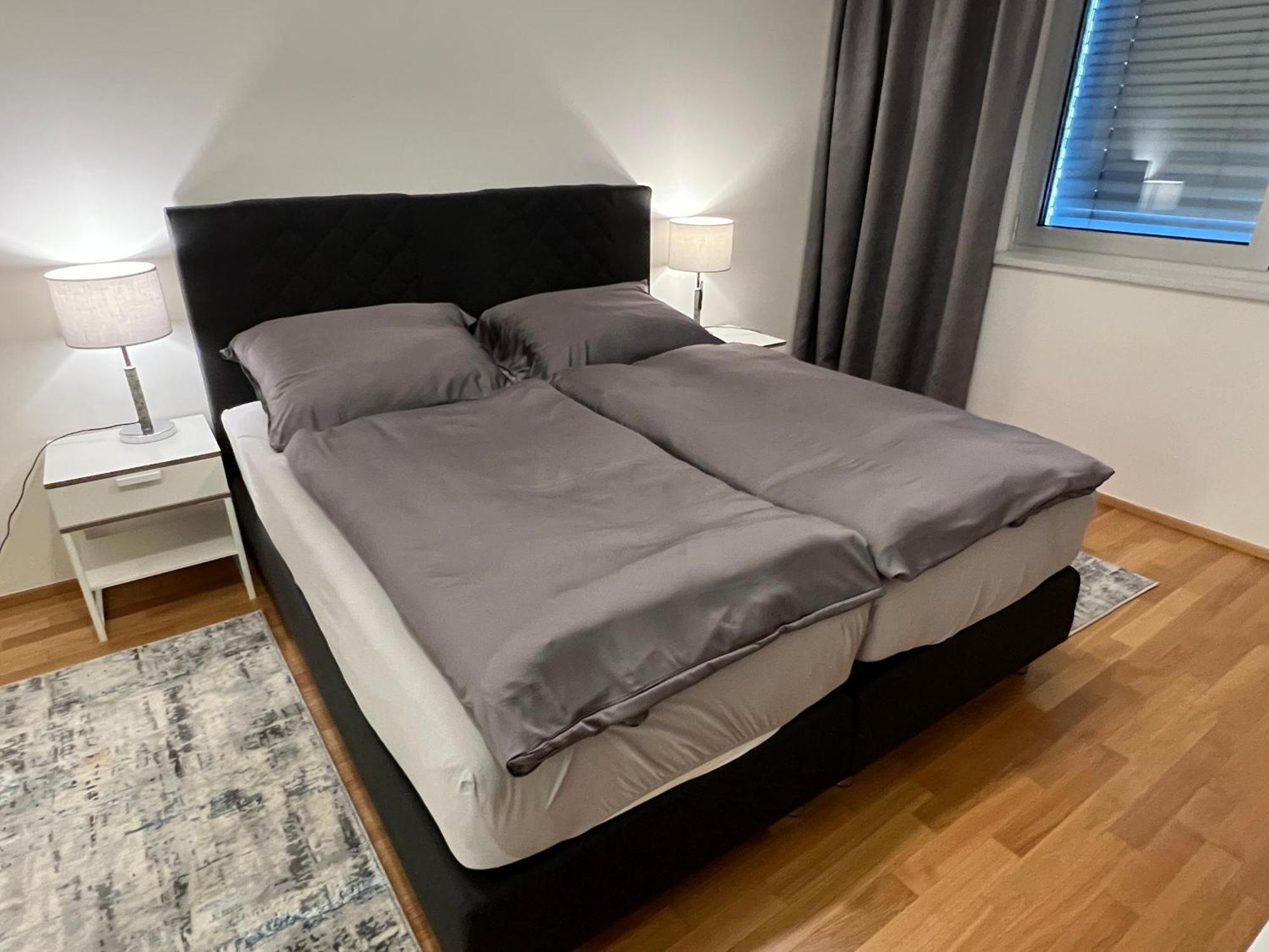 Quiet Apartment In The Centre Прага Экстерьер фото