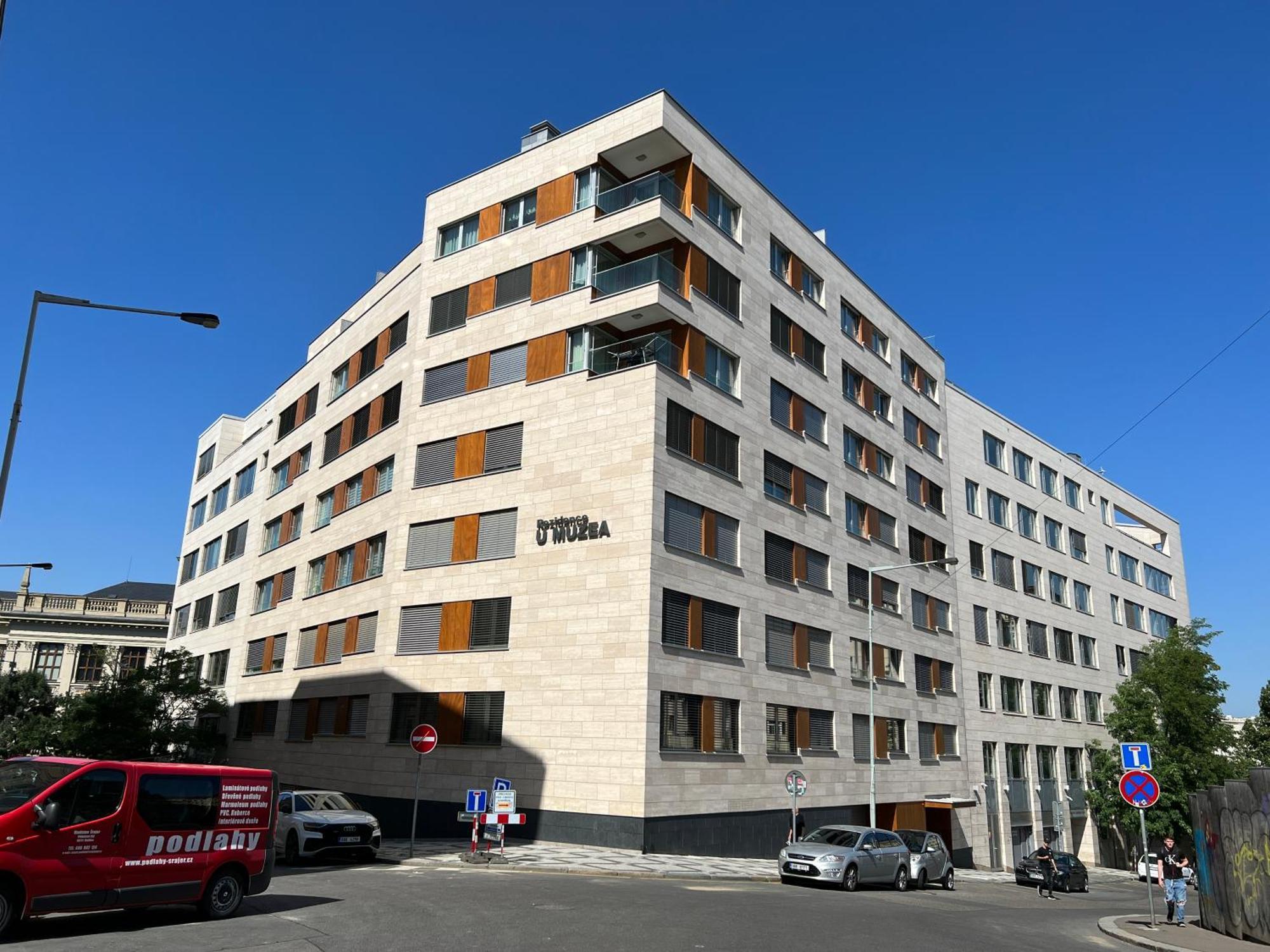 Quiet Apartment In The Centre Прага Экстерьер фото